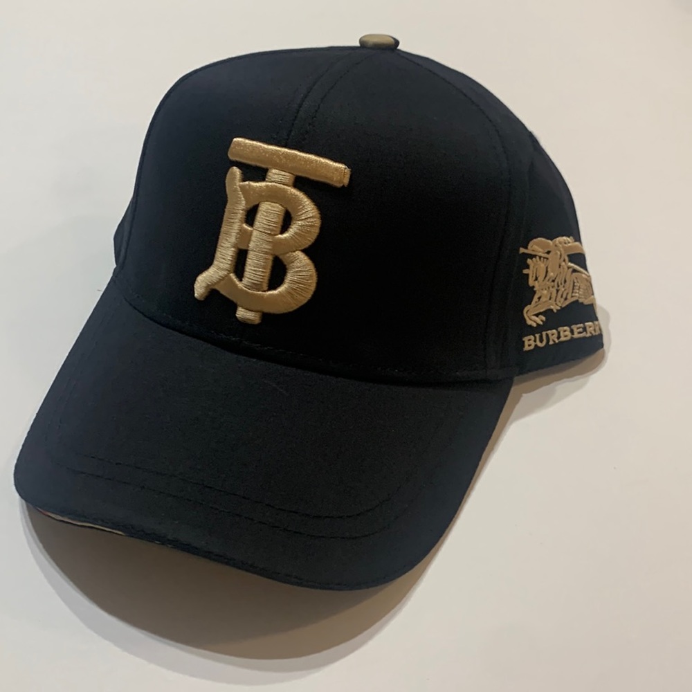 Black TB Burberry Hat